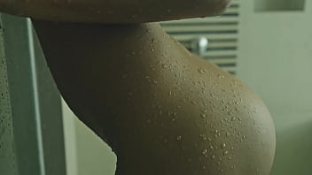 Sanktor sexy maid masturbates in the bathroom