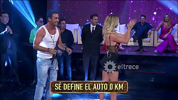 Marcelo altamirano saca a bailar a rocio guirao diaz