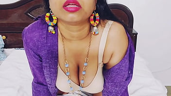 Crazy girlfriend fucked with boyfriend on the phone