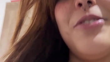 Perdi 50tinha pq brochei com essa puta gorda agora vou levar ela pra comer sushi