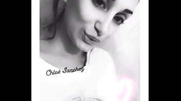 Tu veux te branler avec moi mp moi je suis dispo pour des shows privés