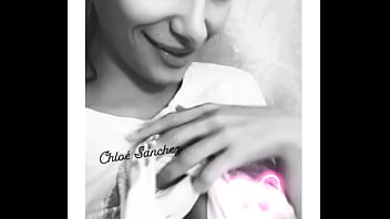 Tu veux te branler avec moi mp moi je suis dispo pour des shows privés