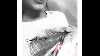 Tu veux te branler avec moi mp moi je suis dispo pour des shows privés