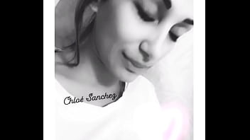 Tu veux te branler avec moi mp moi je suis dispo pour des shows privés