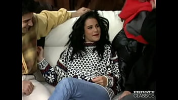 Demia moore in a dp threesome