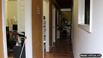 Salacious & busty babe maxine x rides submissive thief ricky evers