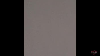 Corno sabe que sua esposa trai ele com uma rola preta grande e grossa quando ela chega em casa arrombada o corno limpa toda a porra dela