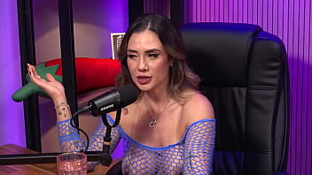 Hot alexia wants a dick in her ass asap