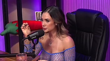 Hot alexia wants a dick in her ass asap