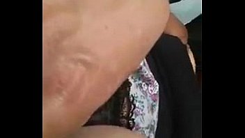 Masturbandome en el carro