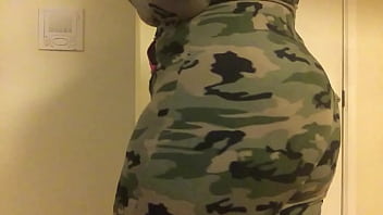 Hazelnutxxx thumbnail