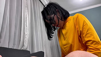 Velma fez fred sair para buscar a máquina de mistérios e aproveitou para cair de boca na bucetinha da daphne