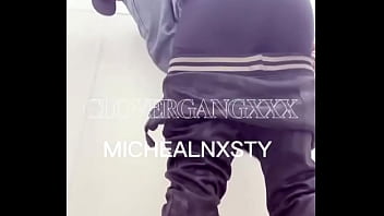 Sometimes i get side track all i was supposed to be doing was using the bathroom but yall no me full video includes ass