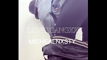 Sometimes i get side track all i was supposed to be doing was using the bathroom but yall no me full video includes ass