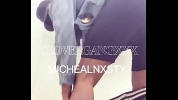 Sometimes i get side track all i was supposed to be doing was using the bathroom but yall no me full video includes ass