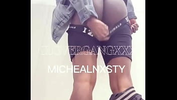 Sometimes i get side track all i was supposed to be doing was using the bathroom but yall no me full video includes ass