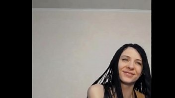 Dread girl dance on webcam