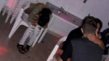 Fernando fudendo novinha ao som de sweet dreams