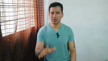 Hombre Hetero Es Penetrado Por Su Vecino De A Lado Le Encanta Recibir Verga De Macho Mientras La Mujer No Esta thumbnail