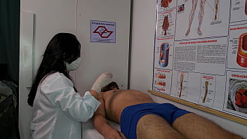 Enfermeira fica excitada ao ver ereção do paciente