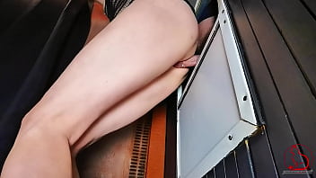 Useless guy with small penis came to fill my cunt with cum