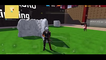 Joven de color obscuro es destrozado mientras estudia