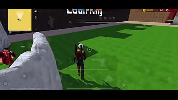 Joven de color obscuro es destrozado mientras estudia