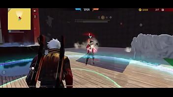 Joven de color obscuro es destrozado mientras estudia