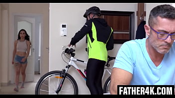 Cock loving lola heart's mouth and pussy quest