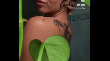 Mídias no banho eu amo