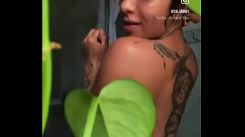 Mídias no banho eu amo