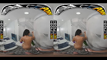 Virtual porn black stepsister ameena green wants your cock right now