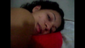 Jade horny asks her friend to put it in her pussy