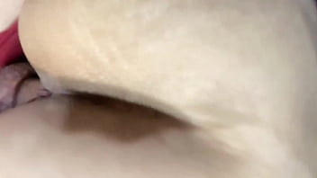 Akira sanches acorda com fogo no cú e pega o primo binho hot