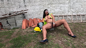 Nicoly gozei pra caralho na obra pra deixar os peões loucos