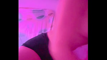 Orgasmo sobre mis sabanas