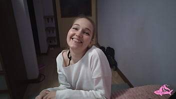 After roller skating juicy stepsister gets horny and wet