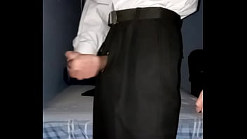 Una Buena Paja Después Del Trabajo thumbnail