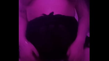 Putita le gusta montar