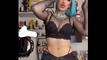 Caliente perra te pondra la verga dura