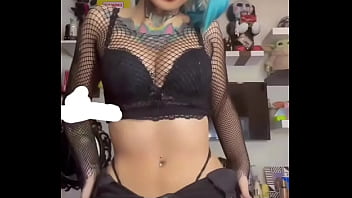 Caliente perra te pondra la verga dura