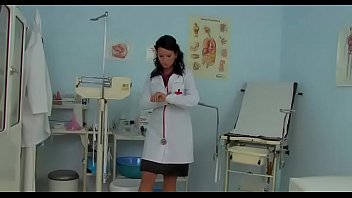 Back yard lezzie food porn