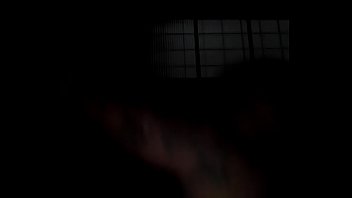 Batendo na putinha do corno