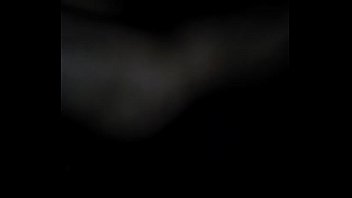 Batendo na putinha do corno