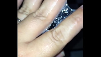 Puta safada depois de tocar uma pensando no novinho