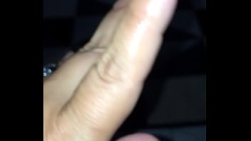 Puta safada depois de tocar uma pensando no novinho