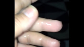 Puta safada depois de tocar uma pensando no novinho