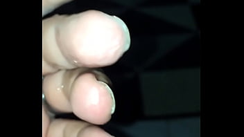 Puta safada depois de tocar uma pensando no novinho