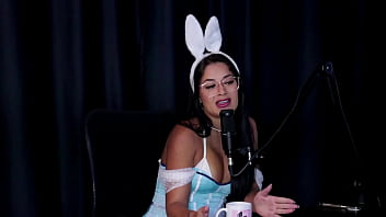 Foi para um reality show iniciou com vídeo chamada a mãe é uma safada e teve que pagar para gravar tifany rocha swing cast watch sheer red