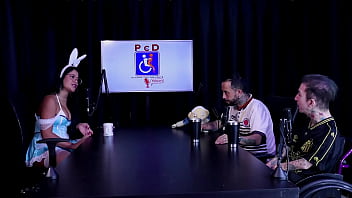 Foi para um reality show iniciou com vídeo chamada a mãe é uma safada e teve que pagar para gravar tifany rocha swing cast watch sheer red